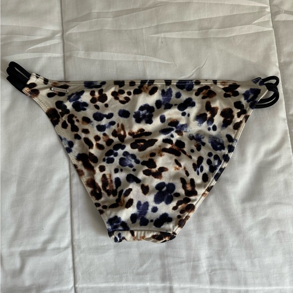 EUC Swimsuit haul- Hurley, Jessica Simpson and Victoria’s Secret- size small - Picture 14 of 15